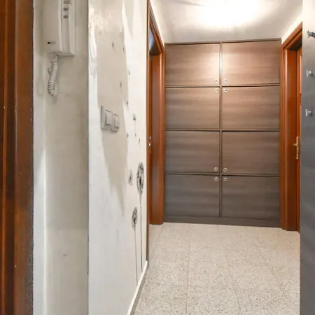 2bdr Location Acs Separate Kitchen Διαμέρισμα Σόφια