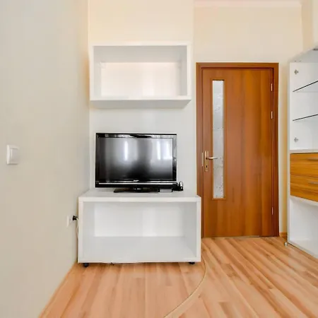 2bdr Location Acs Separate Kitchen Apartamento *