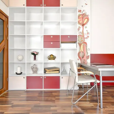 2bdr Location Acs Separate Kitchen