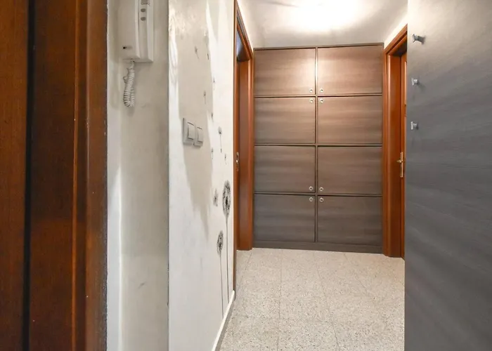 2bdr Location Acs Separate Kitchen Lejlighed Sofia