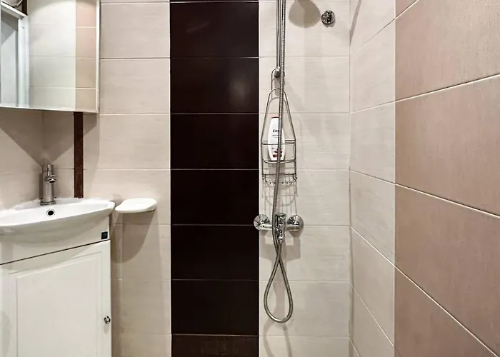 Lejlighed 2bdr Location Acs Separate Kitchen